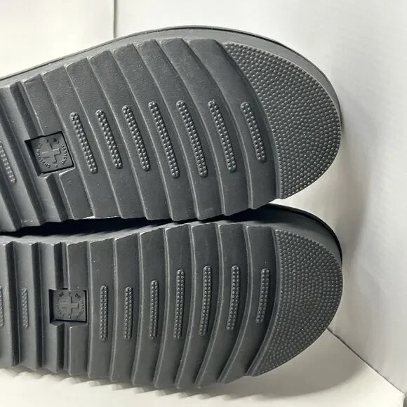 Dr Martens Blaire Quad White Hydro Leather Sandals Womens Size 9 STORE MODEL - Picture 15 of 16